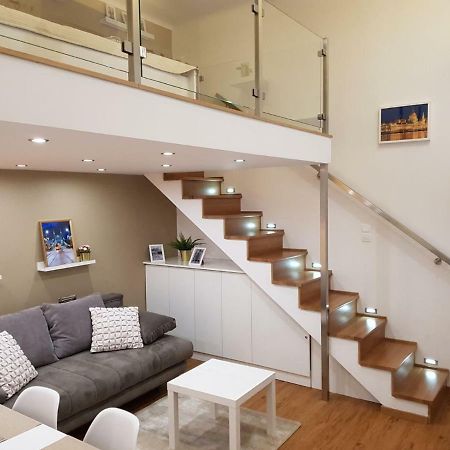 Renaissance Studio Apartment Budapest Eksteriør bilde