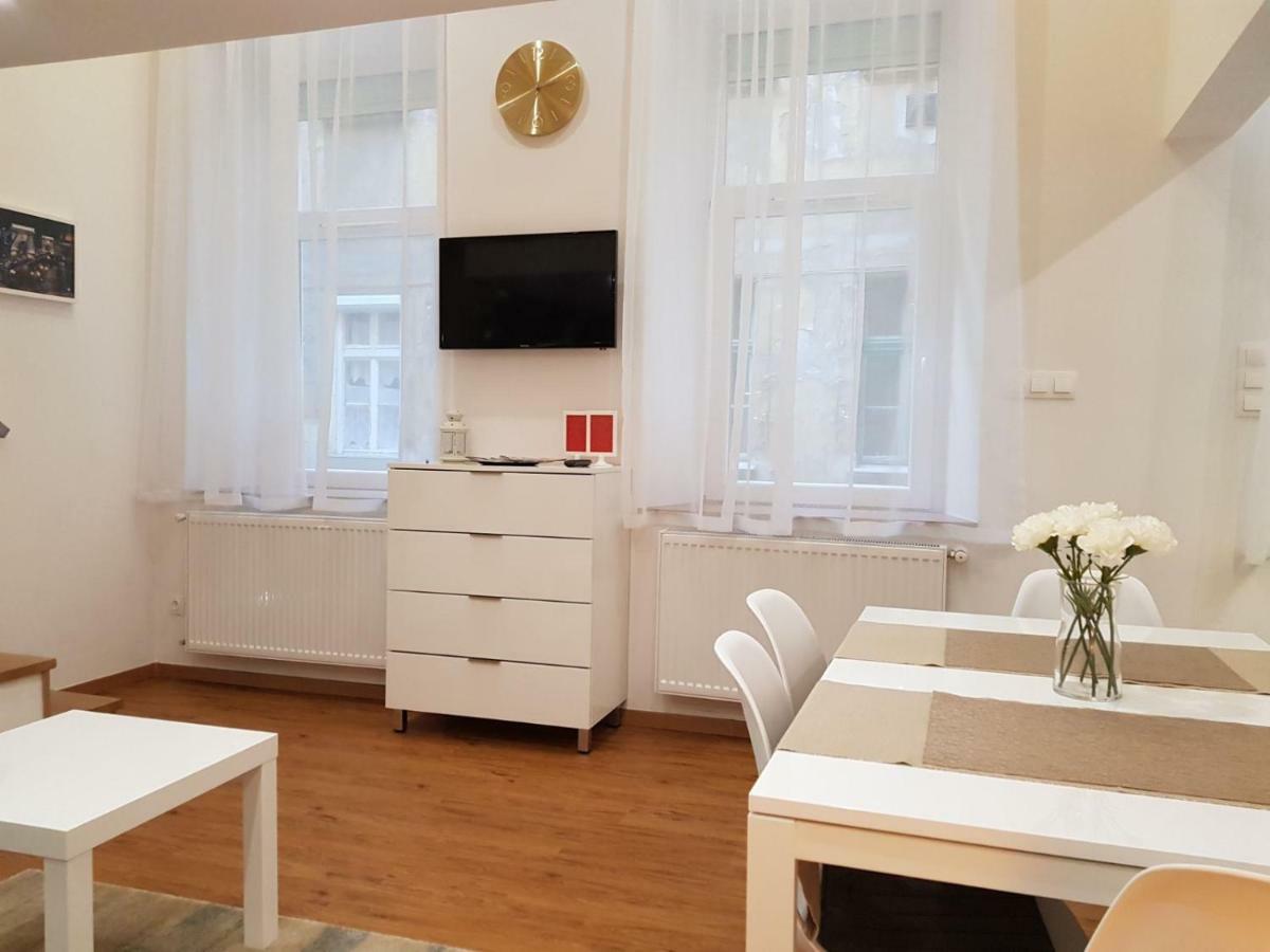 Renaissance Studio Apartment Budapest Eksteriør bilde